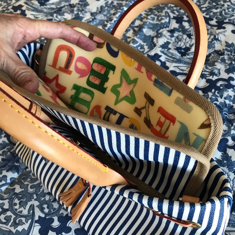 Dooney & Bourke Blue and White Stripe Purse Bag - Picture 8 of 12